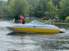 Load image into Gallery viewer, 2014 Hurricane SunDeck with 220 HP - $39,000