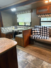 Load image into Gallery viewer, Trailer 116 - $18,000