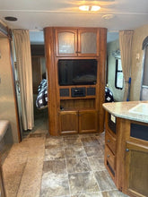 Load image into Gallery viewer, Trailer 116 - $18,000