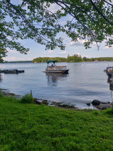 Load image into Gallery viewer, 18' Pontoon Rental