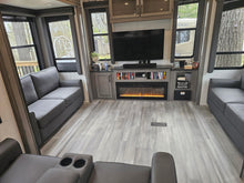 Load image into Gallery viewer, Trailer 50 - $79,000 - SOLD