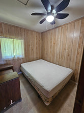 Load image into Gallery viewer, Three Bedroom Cottage 8