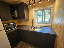 Load image into Gallery viewer, One Bedroom Cottage 9