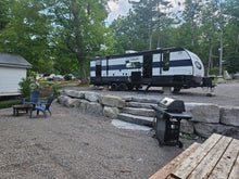 Load image into Gallery viewer, Waterfront trailer