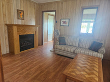 Load image into Gallery viewer, Two Bedroom Cottage 6