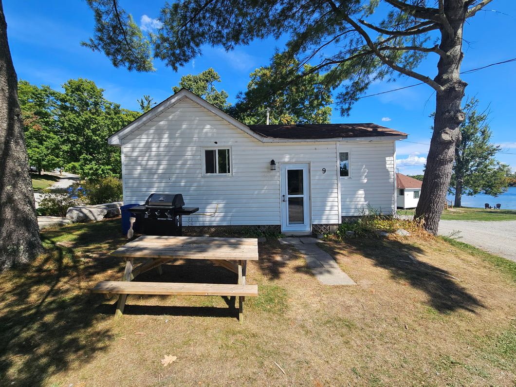 One Bedroom Cottage 9